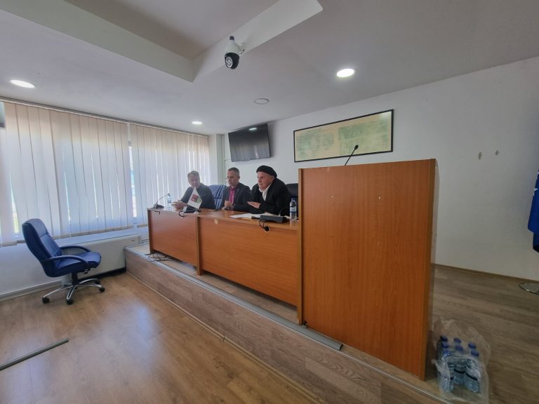 438109631_843856387769312_877961178436947835_n